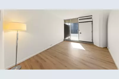 300 N State Street #3235, Chicago, IL 60654 - Photo 14