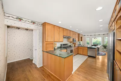 401 Greenwood Road, Glenview, IL 60025 - Photo 8