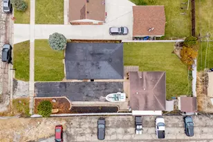 7656 W 80th Pl, Bridgeview, IL 60455 - Photo 32