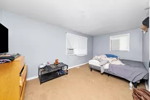 350 E Tulip Dr, Glenwood, IL 60425 - Photo 10