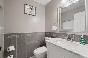 1220 Fulton Dr, Streamwood, IL 60107 - Photo 14