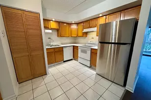 244 Klein Creek Ct, Carol Stream, IL 60188 - Photo 8