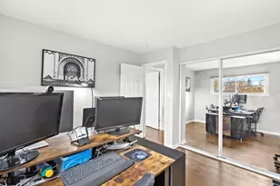 8725 N National Ave, Niles, IL 60714 - Photo 18