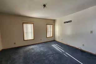 512 E Bronson St, Streator, IL 61364 - Photo 8