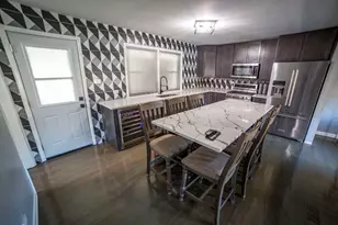 5543 W 83rd St, Burbank, IL 60459 - Photo 4