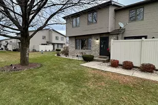 768 Lake Rd, New Lenox, IL 60451 - Photo 1