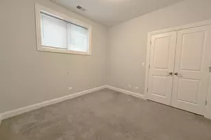 5512 W Higgins Ave, Chicago, IL 60630 - Photo 16