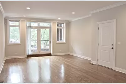 5512 W Higgins Avenue #1E, Chicago, IL 60630 - Photo 2