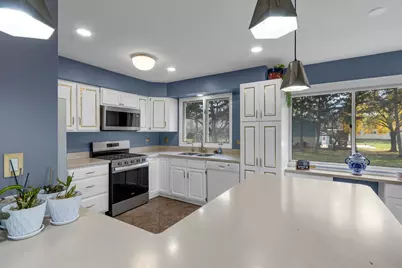 4N580 Chatham Court, West Chicago, IL 60185 - Photo 10