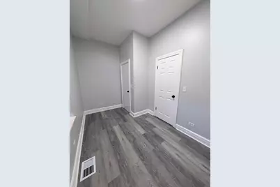 1239 S Spaulding Avenue, Chicago, IL 60623 - Photo 10