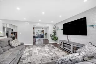 21314 Highland Dr, Lake Zurich, IL 60047 - Photo 6