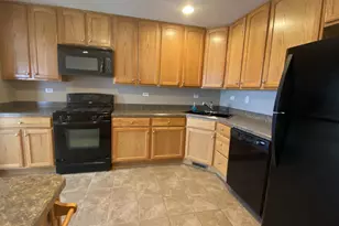 545 Yorkshire Ln, Pingree Grove, IL 60140 - Photo 6