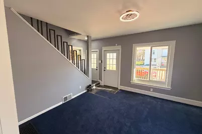 353 S 5th Avenue S, Kankakee, IL 60901 - Photo 2