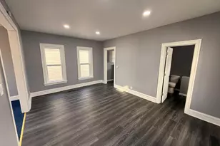 353 S 5th Ave S, Kankakee, IL 60901 - Photo 4