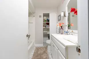 1348 Dairy Ln, Mundelein, IL 60060 - Photo 14