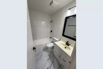 [Address not provided], Hanover Park, IL 60133 - Photo 8