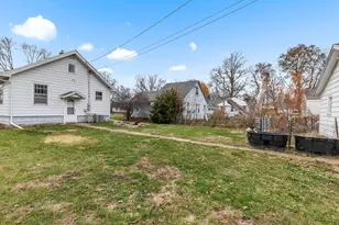 403 E 9th St, Rock Falls, IL 61071 - Photo 2