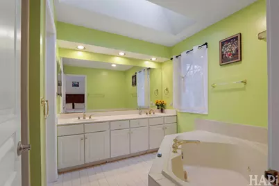 1121 Williamsburg Circle, Grayslake, IL 60030 - Photo 14