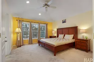 1121 Williamsburg Cir, Grayslake, IL 60030 - Photo 12