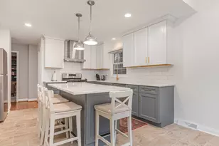 1106 Langley Cir, Naperville, IL 60563 - Photo 8