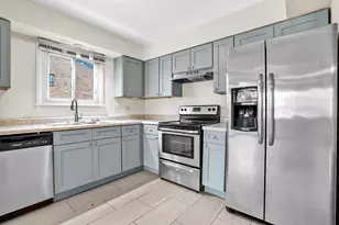 22509 Pleasant Dr, Richton Park, IL 60471 - Photo 6