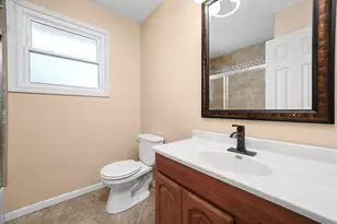 8744 Central Ave, Oak Lawn, IL 60453 - Photo 14