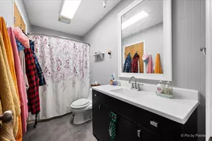 7207 Hiawatha Dr, Wonder Lake, IL 60097 - Photo 8