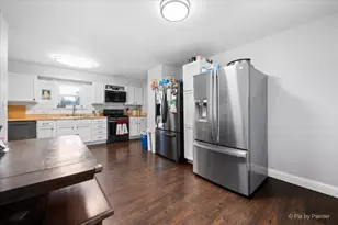 7207 Hiawatha Dr, Wonder Lake, IL 60097 - Photo 6