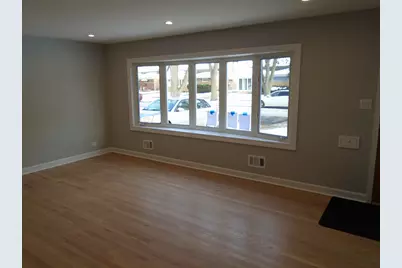 8258 N Octavia Avenue, Niles, IL 60714 - Photo 10