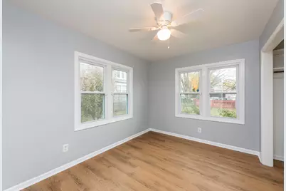 132 Dorchester Court, Waukegan, IL 60085 - Photo 14