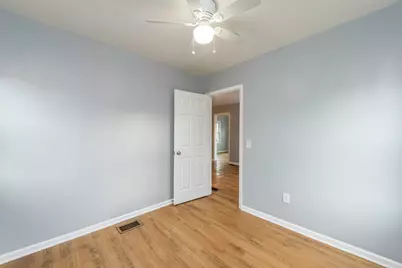 132 Dorchester Court, Waukegan, IL 60085 - Photo 18