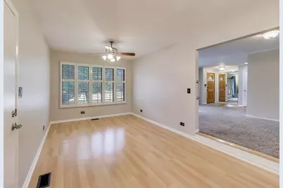 400 Landmeier Road, Elk Grove Village, IL 60007 - Photo 8