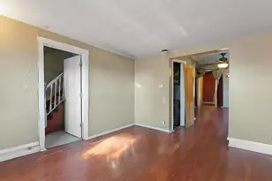 7512 W 64th St, Summit, IL 60501 - Photo 2