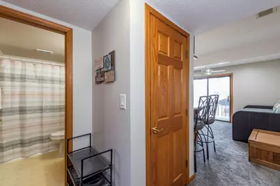 53 Oak Hill Colony #6, Fox Lake, IL 60020 - Photo 4