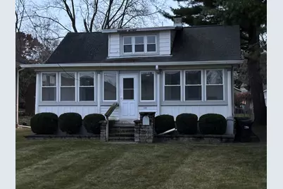 309 N River Road, Fox River Grove, IL 60021 - Photo 1