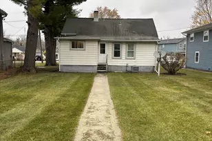 309 N River Rd, Fox River Grove, IL 60021 - Photo 12