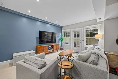 2852 N Damen Avenue #1, Chicago, IL 60618 - Photo 14