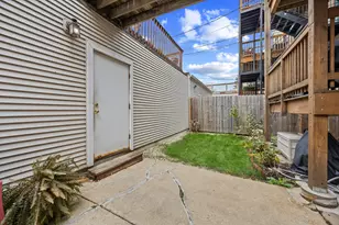 2852 N Damen Ave, Chicago, IL 60618 - Photo 26