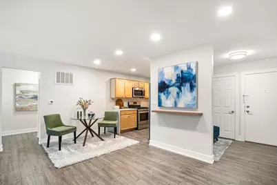 5200 Carriageway Drive #302, Rolling Meadows, IL 60008 - Photo 14