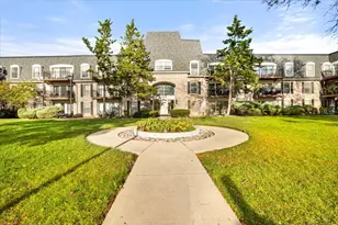 5200 Carriageway Dr, Rolling Meadows, IL 60008 - Photo 2