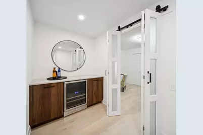 680 N Lake Shore Drive #604, Chicago, IL 60611 - Photo 16