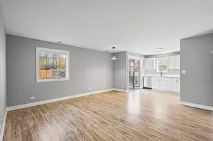 [Address not provided], Streamwood, IL 60107 - Photo 22