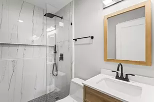 [Address not provided], Streamwood, IL 60107 - Photo 12
