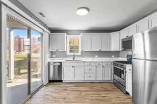 [Address not provided], Streamwood, IL 60107 - Photo 18