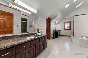 4106 Bob-O-Link Ln, Long Grove, IL 60047 - Photo 18