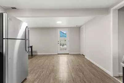 607 N James Street, Champaign, IL 61821 - Photo 12