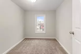 607 N James St, Champaign, IL 61821 - Photo 18