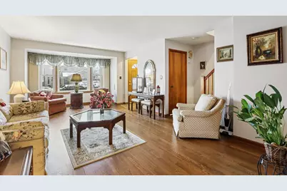 5740 S Monitor Avenue, Chicago, IL 60638 - Photo 2