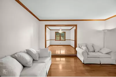 1408 Juliet Lane, Libertyville, IL 60048 - Photo 2