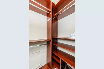 1116 W Hubbard Street #2W, Chicago, IL 60642 - Photo 30